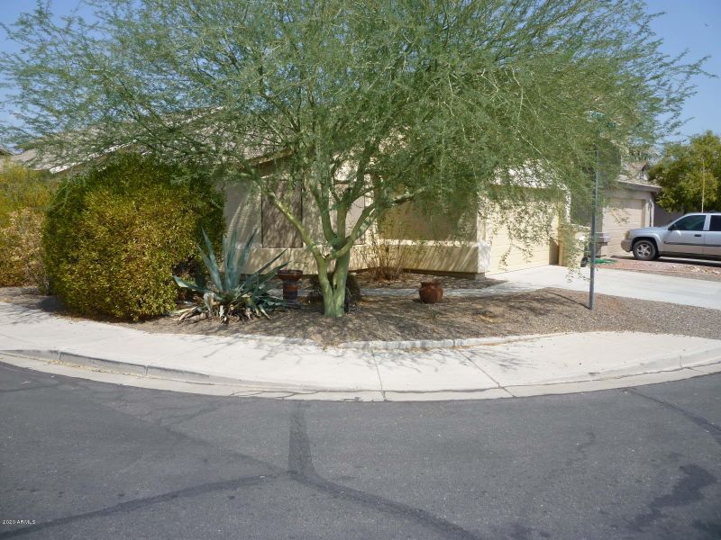 6690 E Pine Way, Florence, AZ 85132