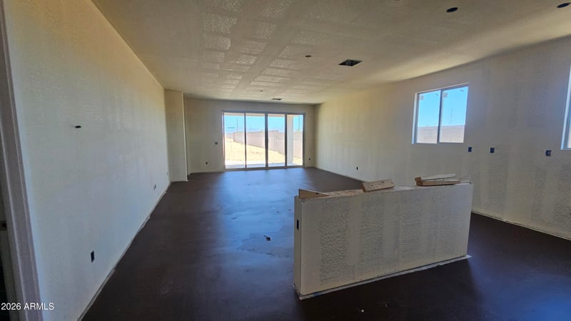 6690 Upland Way, San Tan Valley, AZ 85143