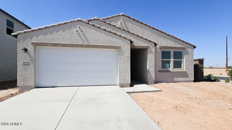 6690 Upland Way, San Tan Valley, AZ 85143