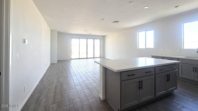 6690 Upland Way, San Tan Valley, AZ 85143