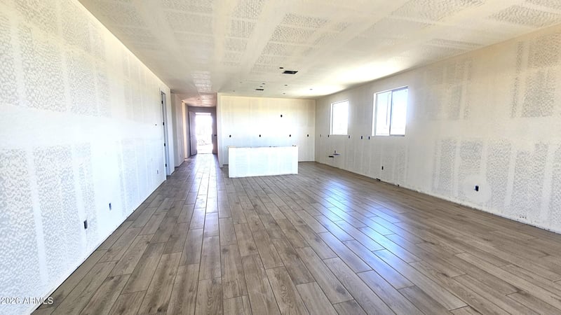 6691 Fiddleneck Way, San Tan Valley, AZ 85143