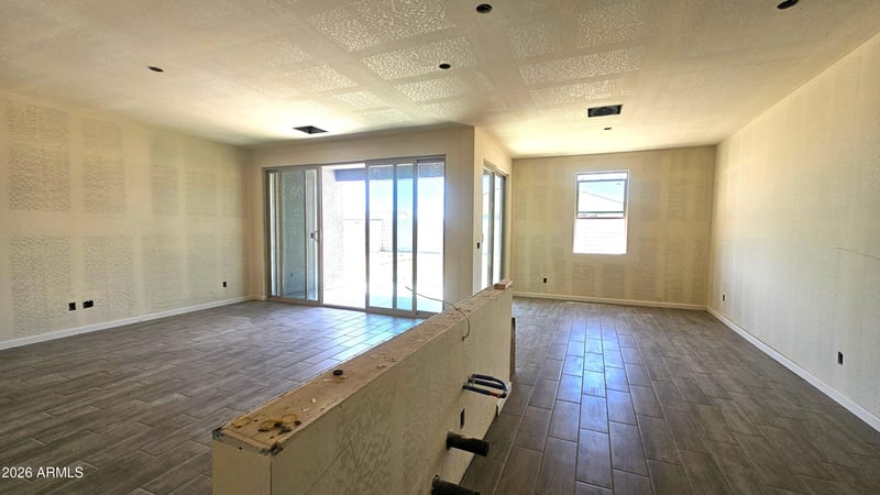 6691 Upland Way, San Tan Valley, AZ 85143