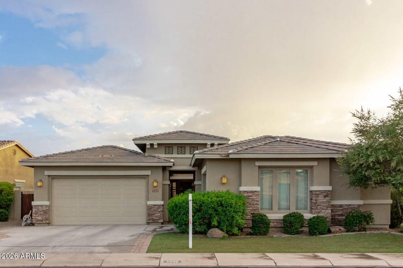 6692 Lyon Dr, Gilbert, AZ 85298