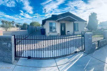 67 Kesler Ln, Chandler, AZ 85225