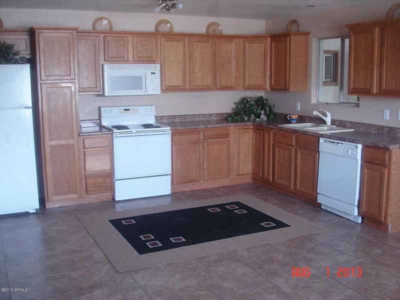 67 W 11th Dr, Mesa, AZ 85210