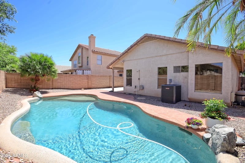 670 Kyle Dr, Gilbert, AZ 85296