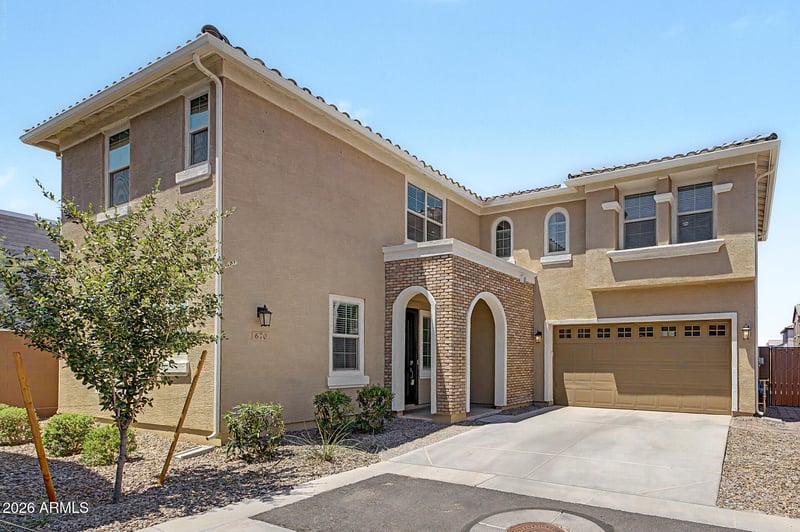 670 S Owl Dr, Gilbert, AZ 85296