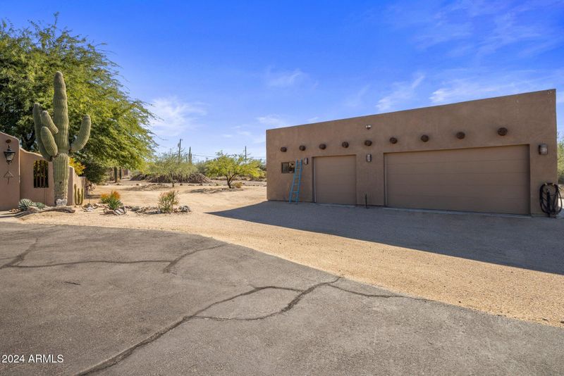 6701 E Azure Hills Dr, Cave Creek, AZ 85331