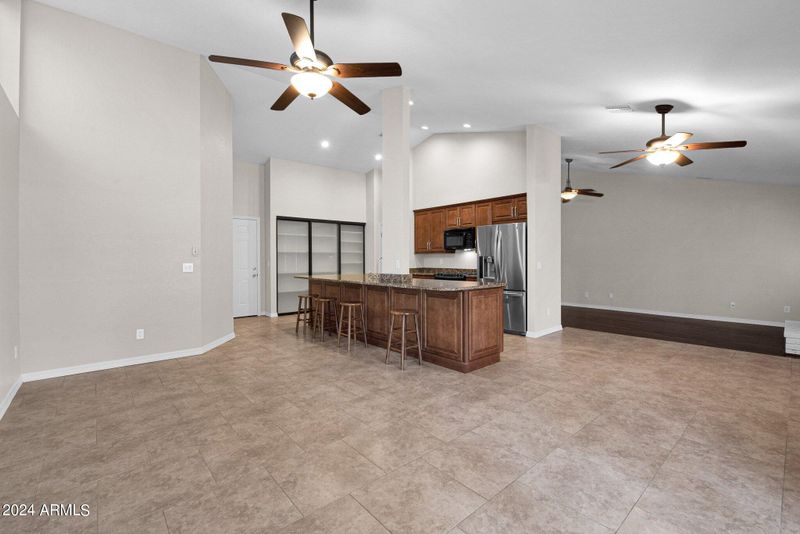 6701 W Utopia Rd, Glendale, AZ 85308