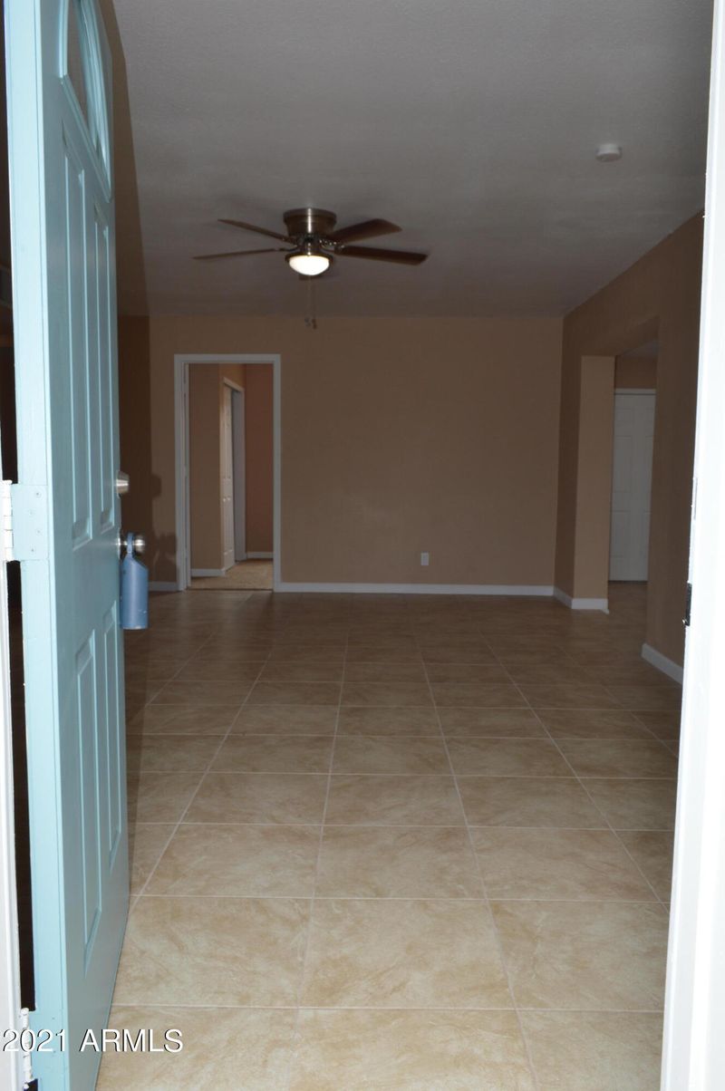 6701 W Wolf St, Phoenix, AZ 85033