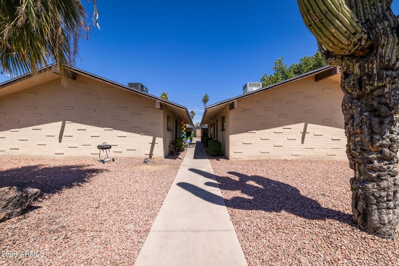 6702 Cheery Lynn Rd, Scottsdale, AZ 85251