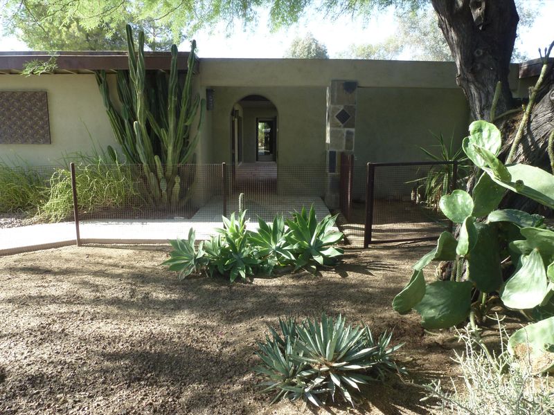 6702 E Clinton St, Scottsdale, AZ 85254