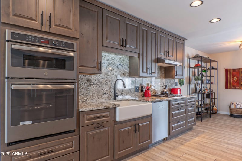 6702 Monte Vista Rd, Scottsdale, AZ 85257