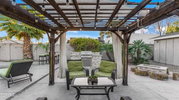 6704 10th Pl, Phoenix, AZ 85014