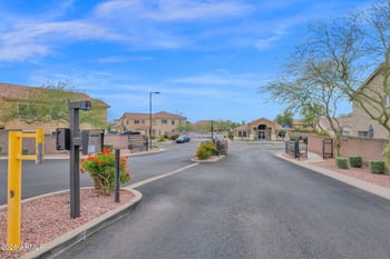 6705 Riverdale St, Mesa, AZ 85215