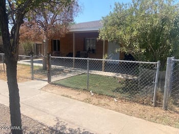 6706 55th Ave, Glendale, AZ 85301
