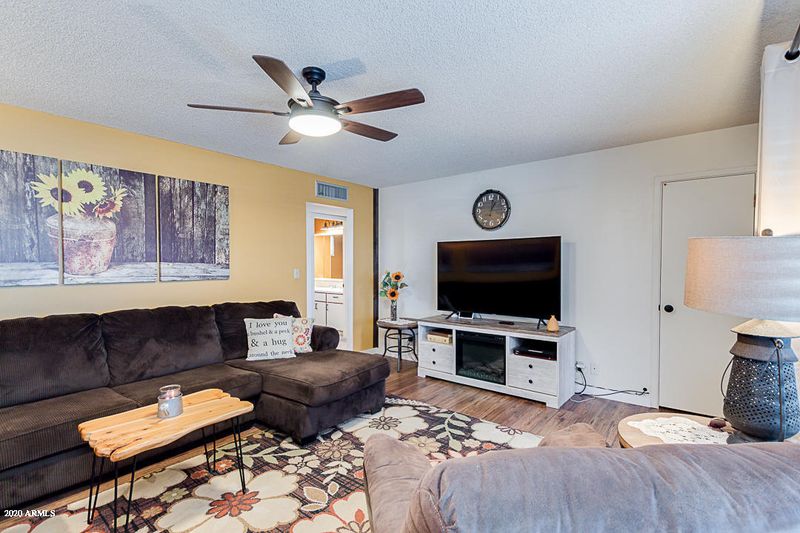 6706 E Adobe St, Mesa, AZ 85205