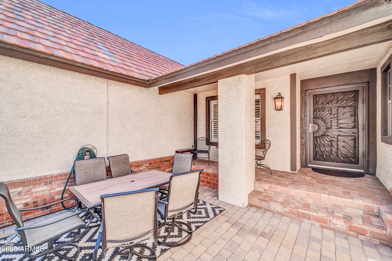 6708 Utopia Rd, Glendale, AZ 85308