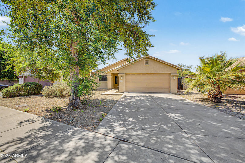 6709 W Luke Ave, Glendale, AZ 85303