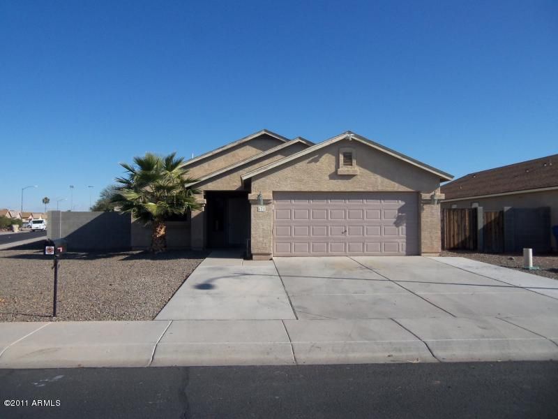 671 E Arizona Ave, Buckeye, AZ 85326