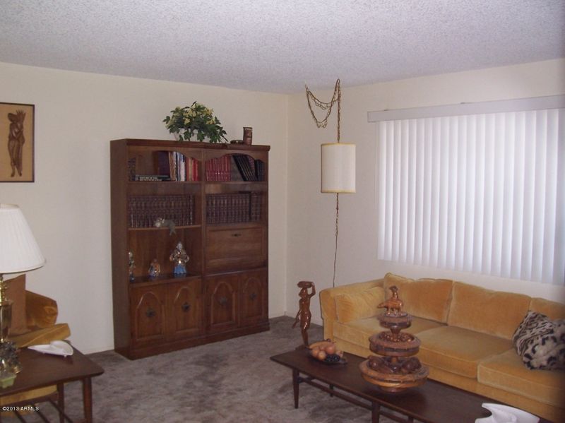 671 N Hall St, Mesa, AZ 85203