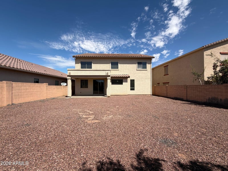 671 W Green Tree Dr, San Tan Valley, AZ 85143