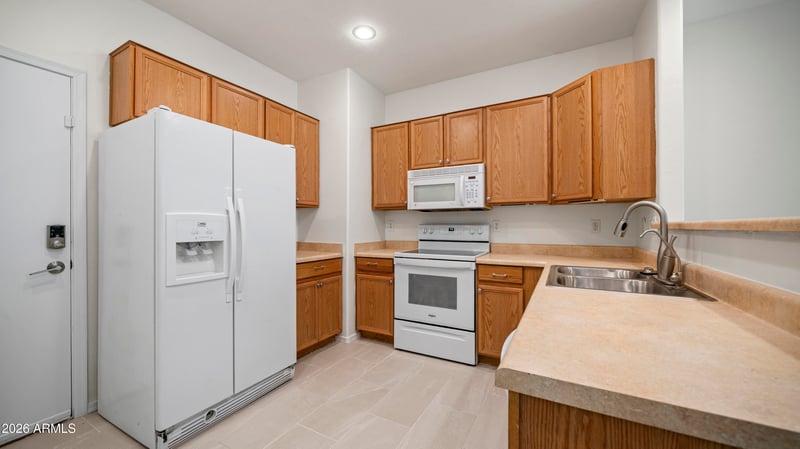 6710 E University Dr #124, Mesa, AZ 85205
