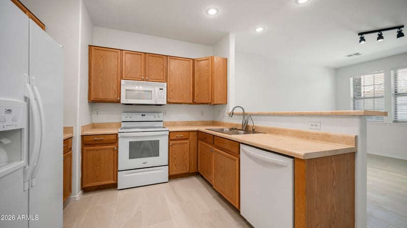 6710 E University Dr #124, Mesa, AZ 85205