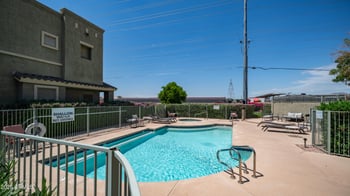 6710 University Dr #124, Mesa, AZ 85205