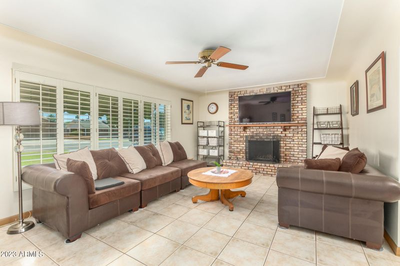 6710 N 12th Pl, Phoenix, AZ 85014