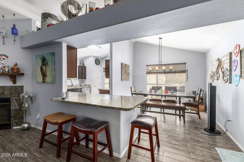 6710 N 74th Dr, Glendale, AZ 85303
