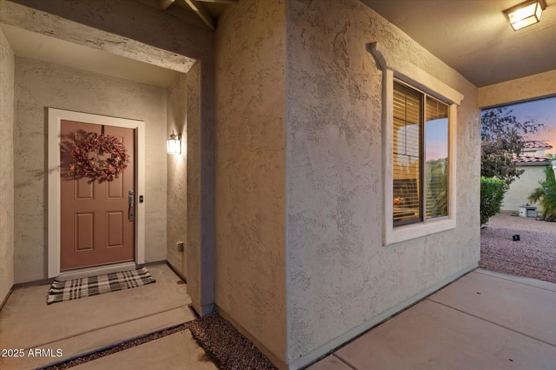 6710 Seton Ave, Gilbert, AZ 85298