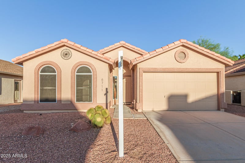 6711 Coral Gable Dr, Chandler, AZ 85249