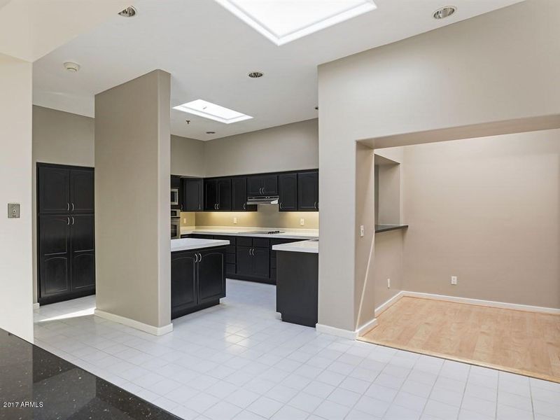 6711 E Camelback Rd #80, Scottsdale, AZ 85251