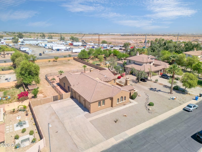 6712 W Pleasant Ln, Laveen, AZ 85339
