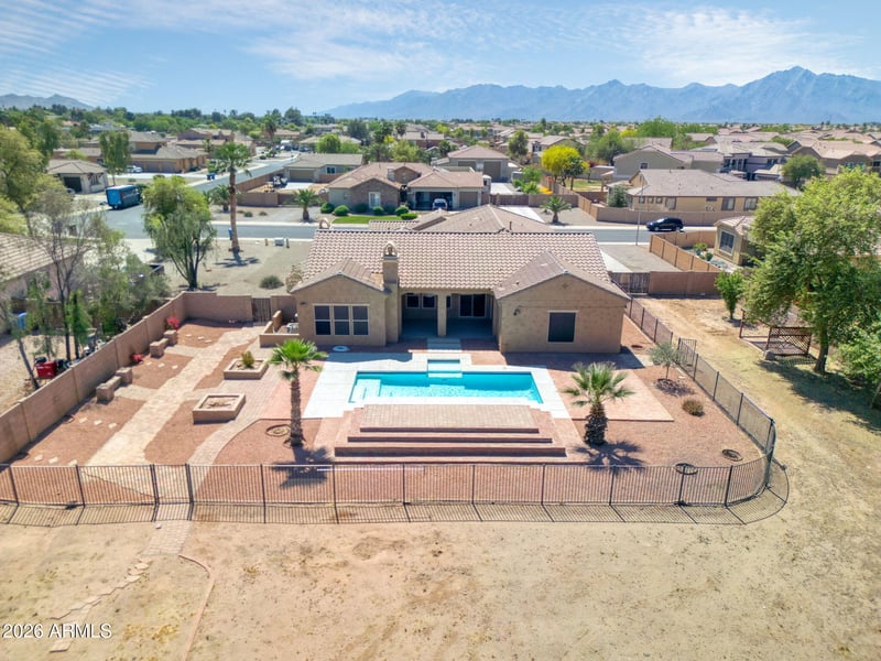 6712 W Pleasant Ln, Laveen, AZ 85339