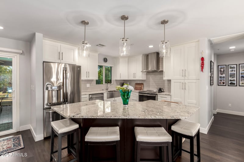 6713 Sheridan St, Scottsdale, AZ 85257