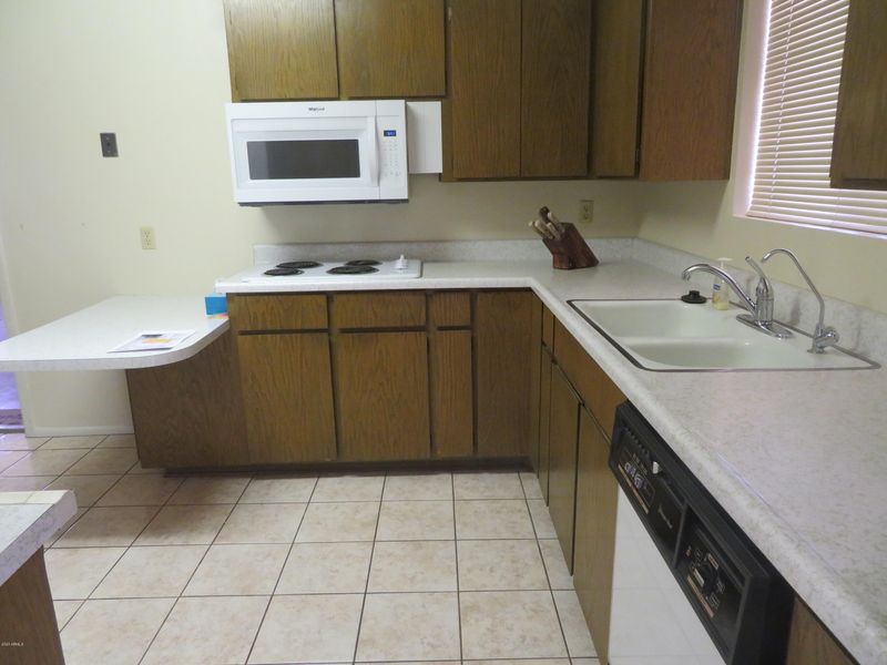 6714 E Adobe St, Mesa, AZ 85205