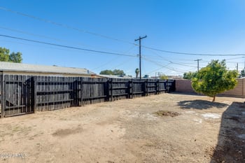 6715 32nd Dr, Phoenix, AZ 85017