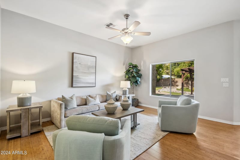 6715 N 15th Ave, Phoenix, AZ 85015