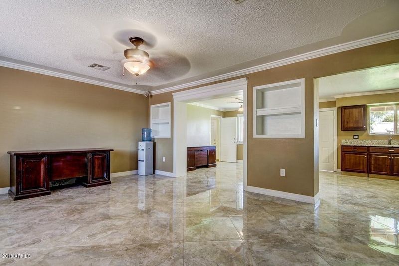 6715 W Camelback Rd, Phoenix, AZ 85033