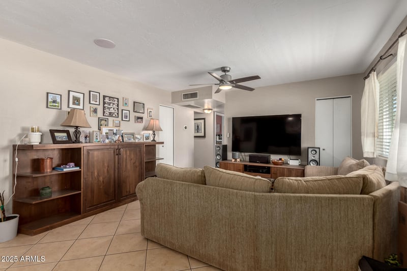 6717 Boise St, Mesa, AZ 85205