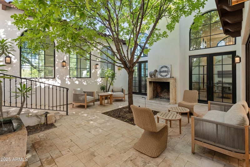 6717 Solano Dr, Paradise Valley, AZ 85253