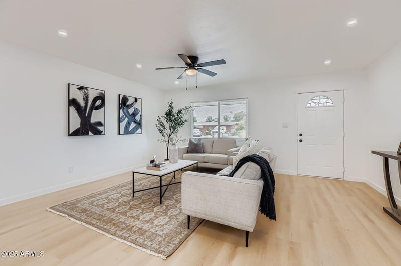 6718 30th Ave, Phoenix, AZ 85017