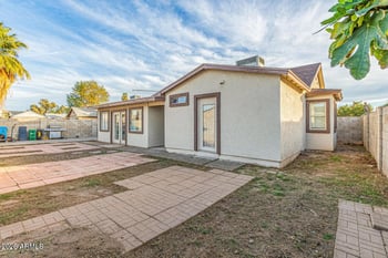 6718 Catalina Dr, Phoenix, AZ 85033