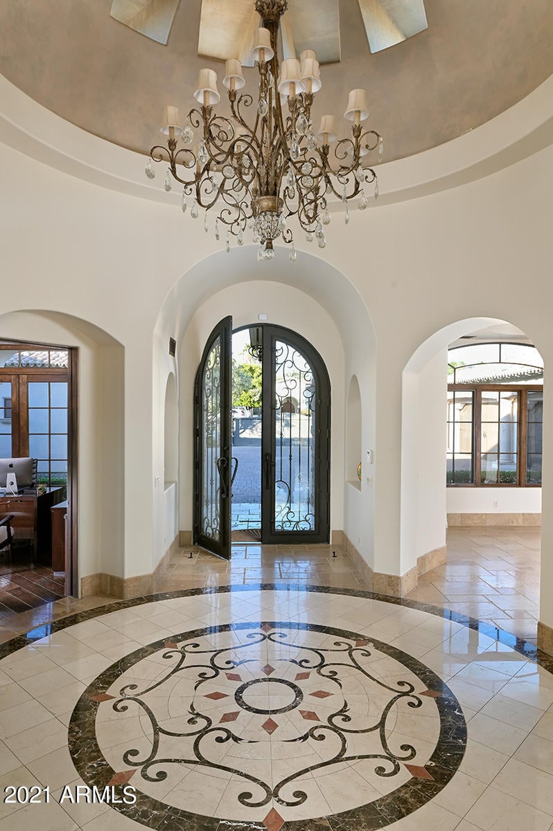 6719 E Bluebird Ln, Paradise Valley, AZ 85253
