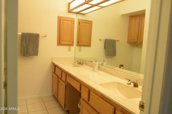 6719 Kerry Ln, Glendale, AZ 85308