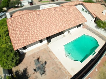 6719 Kerry Ln, Glendale, AZ 85308