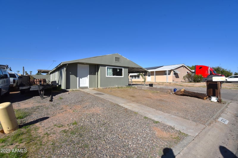 672 93rd Way, Mesa, AZ 85208