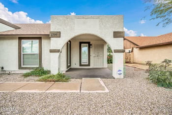 6720 71st Ave, Glendale, AZ 85303